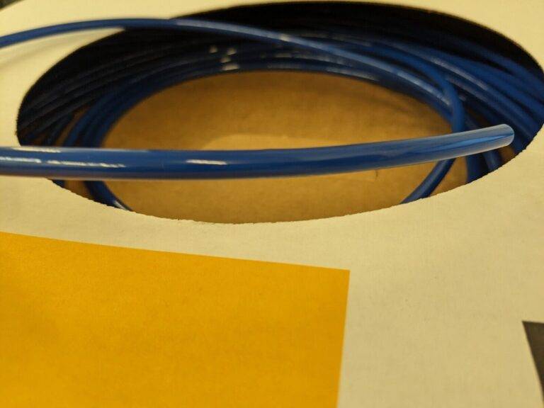 PARKER Polyurethane Tube: 100' Long 95UM6X1BLU0100