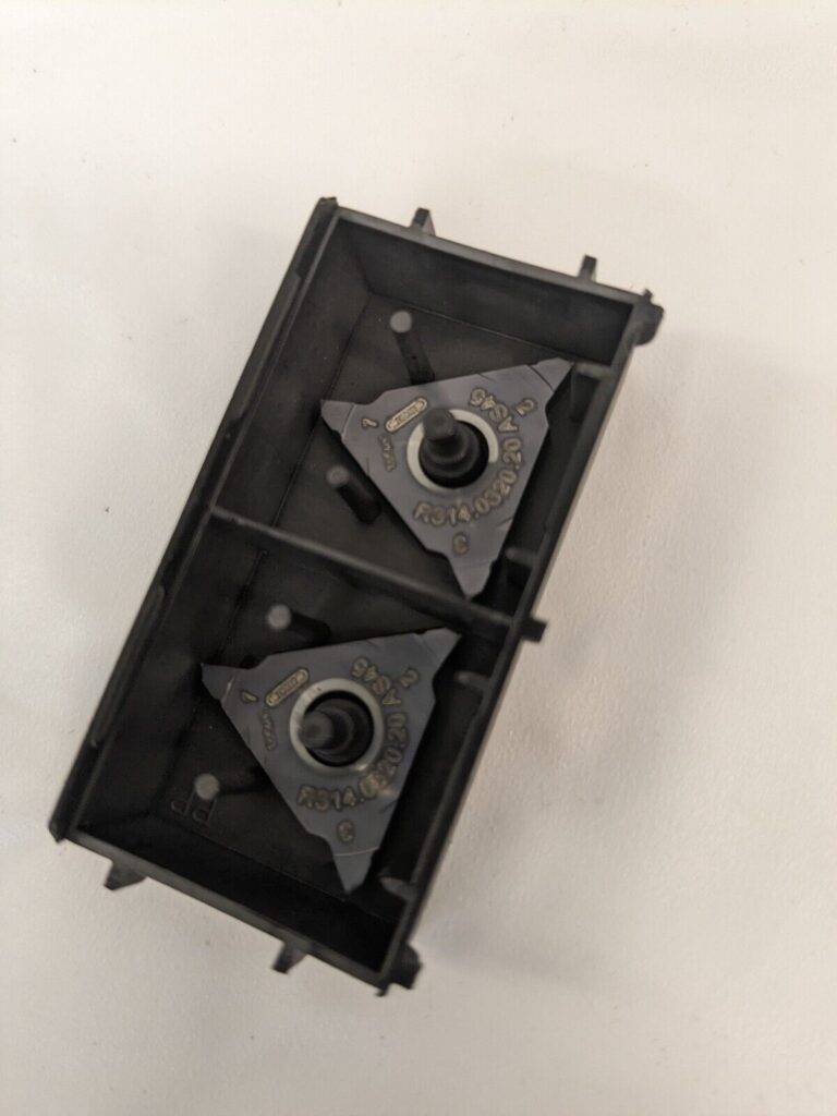 HORN Milling Insert: AS45, Solid Carbide qty 2 R314032020AS45