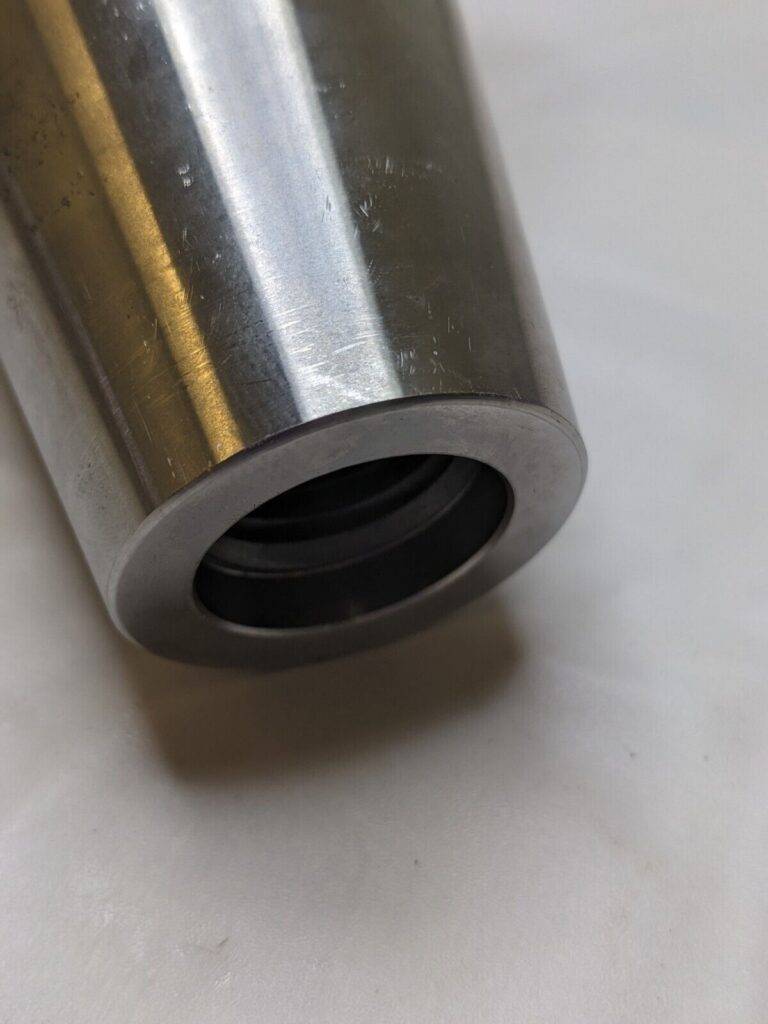 ACCUPRO End Mill Holder: CAT50 Taper Shank, 1″ Hole 775142