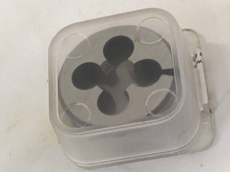 Round Die: M8x1.25, 1″ OD, High Speed Steel 314-1646