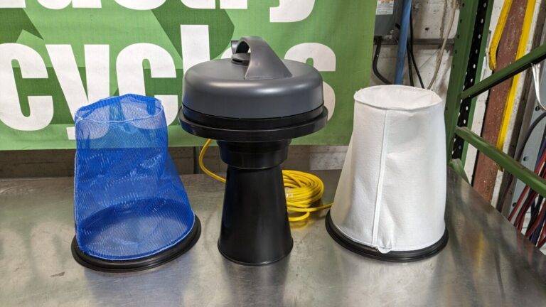 NILFISK Wet/Dry Vacuum Electric 18 gal 8.0 Amp Cloth Filter Plastic Tank TP18WD