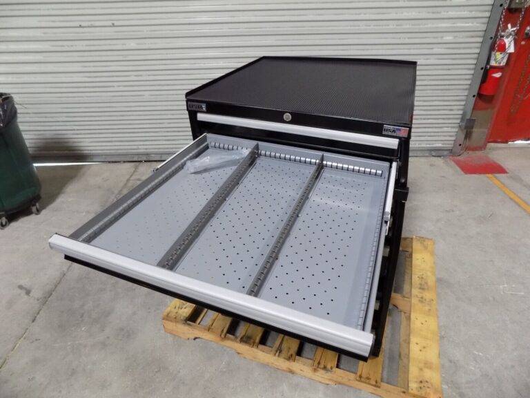 Lista Storage Cabinet for 40 Taper CNC Tools 7 Drawer 39" x 28" x 29" DAMAGED