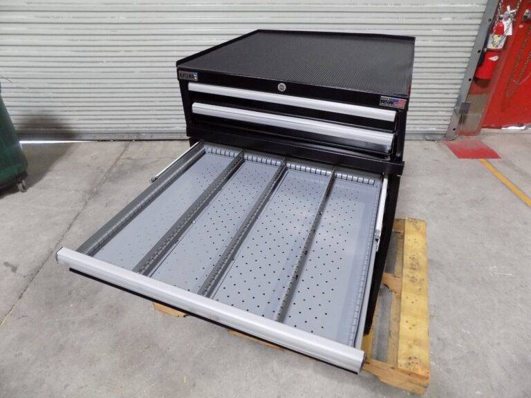 Lista Storage Cabinet for 40 Taper CNC Tools 7 Drawer 39" x 28" x 29" DAMAGED