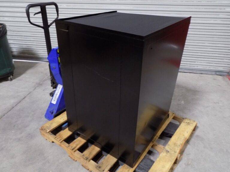 Lista Storage Cabinet for 40 Taper CNC Tools 7 Drawer 39" x 28" x 29" DAMAGED
