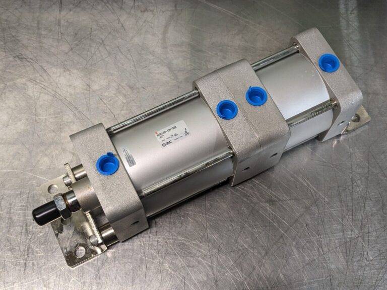 SMC Pneumatic Tie Rod Cylinder 1" Bore 250 PSI Max. NCDA1L400-0100+0200-XC11