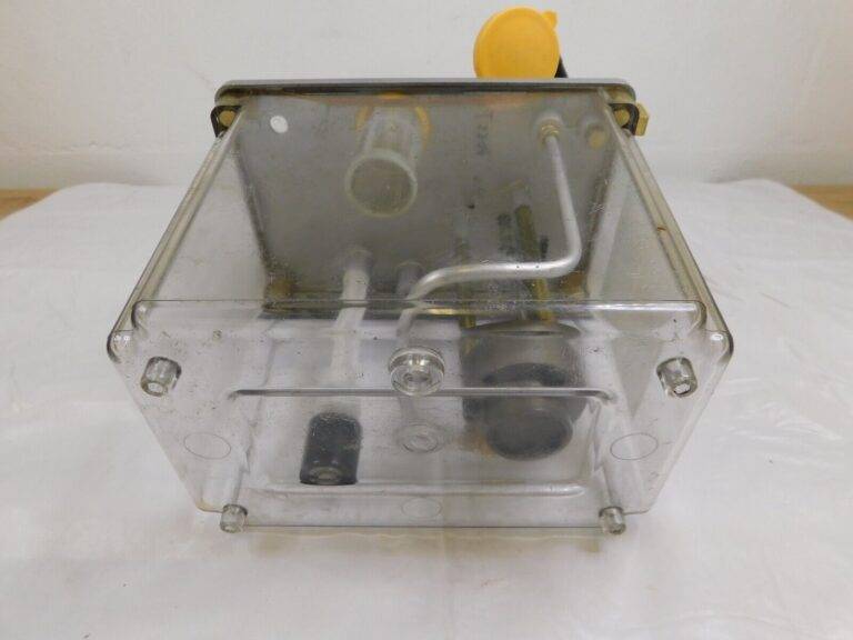TRICO Automatic Electric Central Lubrication System Pump 3L Cap .2 cm/hr PE-3003
