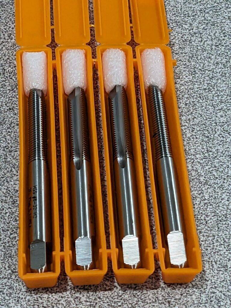 HERTEL Spiral Point STI Tap: #8-32 UNC, 2 Flutes Qty 4 07682339