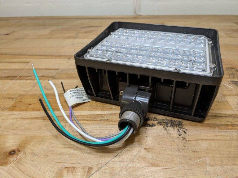 RAB Lighting PIP15Y/D10 Outdoor LED Floodlight 16W 120-277V