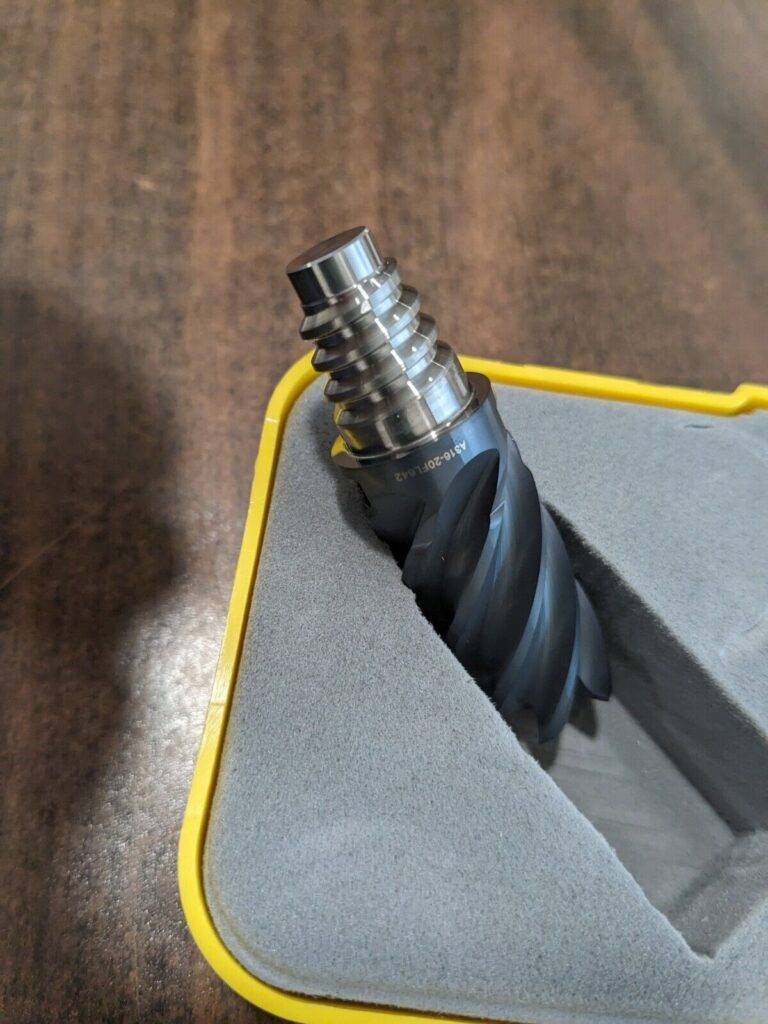 sandvik coromant Corner Radius & Corner Chamfer End mill head carbide 7488175