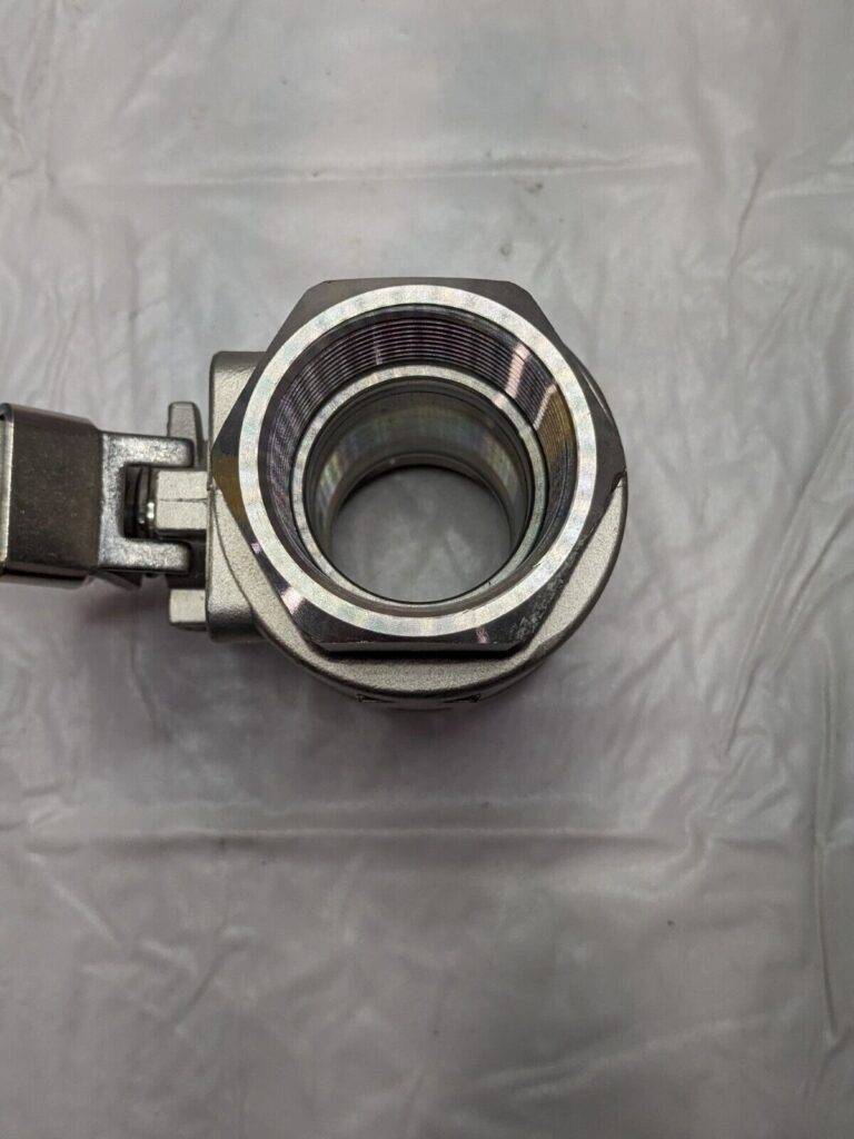 LEGEND VALVE Standard Manual Ball Valve: 1-1/2″ Pipe, Full Port 113-147