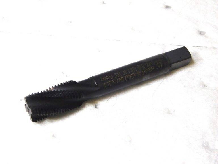 Walter Prototyp HSS Plug Tap 9/16”-18 UNF RH 4Fl RH 7/16” Shk A234502-UNF9/16