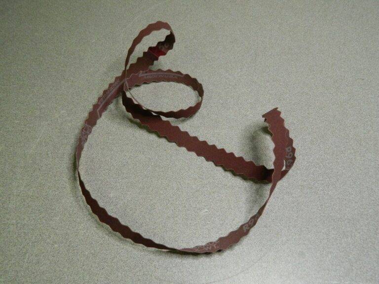 Norton Aluminum Oxide Belts Aprx 50 Pack 1/2" Wide 24" Long 320 Grit 78072786471