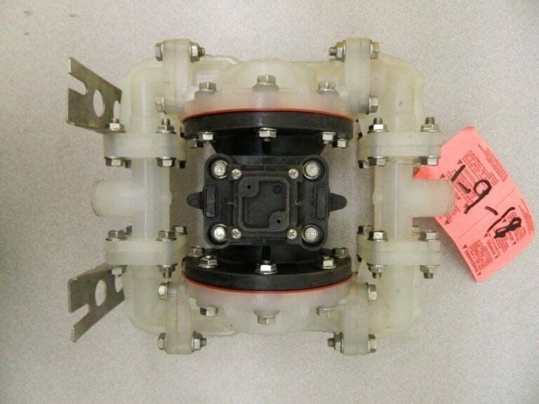 SandPIPER Air Operated Diaphragm Pump 1/2" NPT Nonmetallic S05B2P1TPNS000