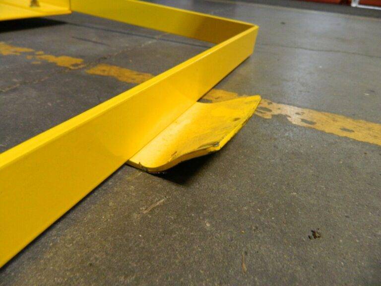 FabEnCo Self Closing Rail Safety Gate Powder Coated Carbon Steel G72-27PC REPAIR