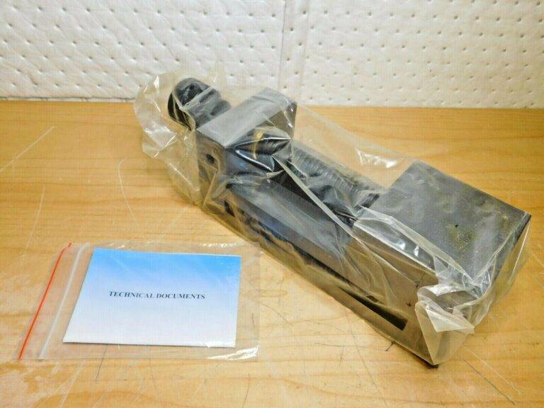 Interstate Toolmaker's Vise 3-15/16" W x 1.7" H x 5" Opening Cap 42052555