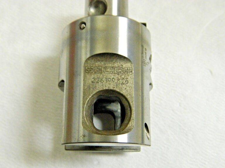 Seco INCOMPLETE Manual Twin Cutter Boring Head Body 43mm Body Diam A750 40 26691