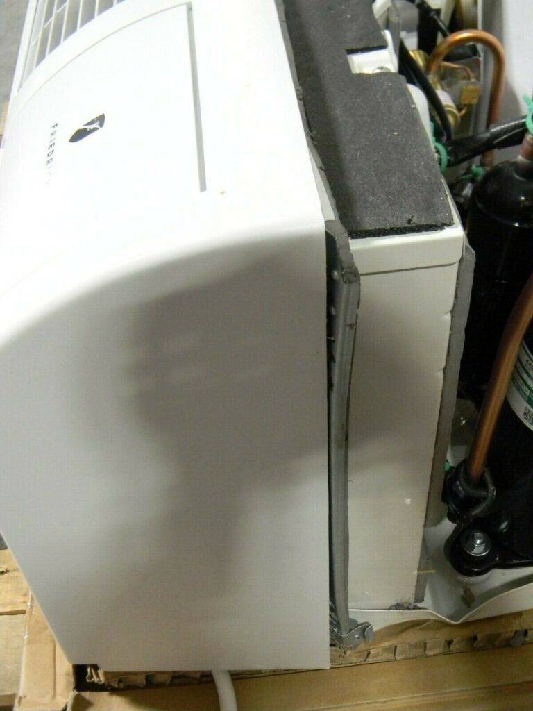 Friedrich PTAC Package Terminal Air Conditioner 230/208v PDH15K5SG Damaged