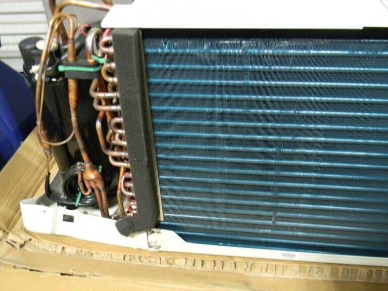 Friedrich PTAC Package Terminal Air Conditioner 230/208v PDH15K5SG Damaged