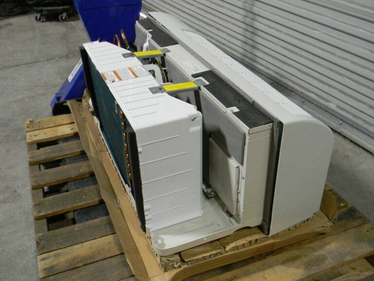 Friedrich PTAC Package Terminal Air Conditioner 230/208v PDH15K5SG Damaged