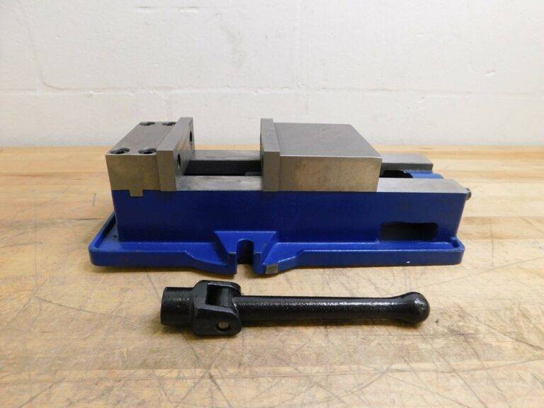 Interstate Horizontal Machine Vise 4" Jaw W 4" Jaw Opening 43137447 INCOMPLETE