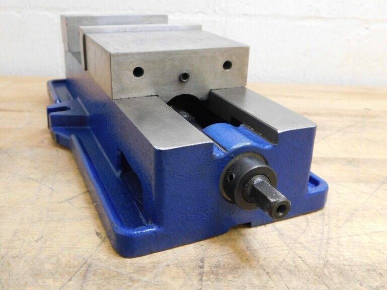 Interstate Horizontal Machine Vise 4" Jaw W 4" Jaw Opening 43137447 INCOMPLETE