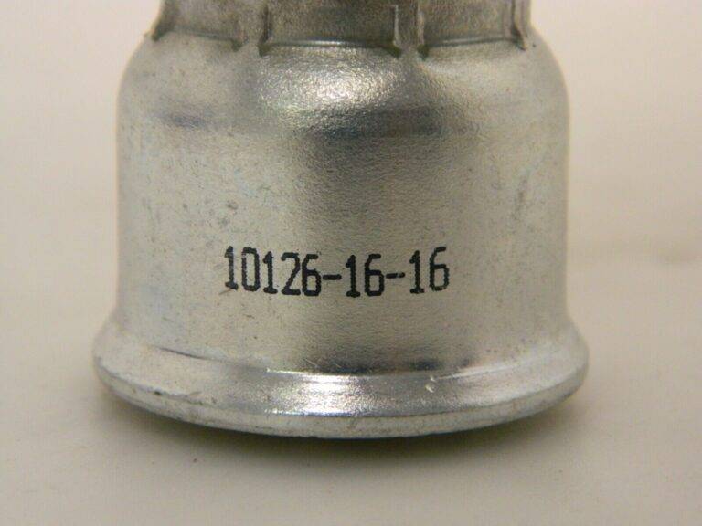Parker 1 x 7/8 Male NPTF Male Pipe Rigid 26 Series Fitting Qty 10 10126-16-16