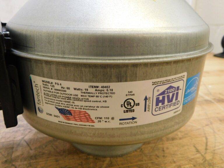 Fantech Enclosed Exhaust Fan 4" Blade Direct Drive 0.027 hp 100 CFM PB110