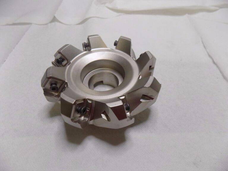 Hertel Angle Face Mill 4" Dia x 1.25" Arbor x 2" OAH 8TH #45717444