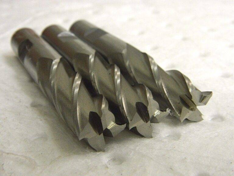 MHC HSS Square End Mills 5/8" x 5/8" x 1-5/8" x 3-3/4" 4F Qty 3 01720416
