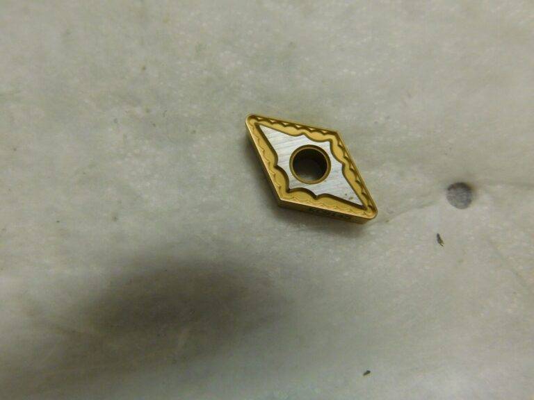 Kennametal Carbide Inserts DNMG433 MG Grade KC9145 Qty 4 1158919