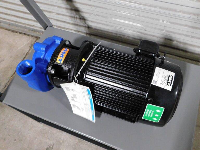 AMT 230/460 Volt 3 hp 3 Phase Cast Iron AC Straight Pump 3151-95 DAMAGE