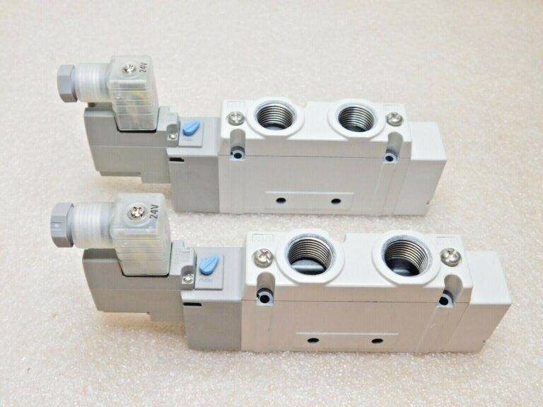 SMC 5 Port Rubber Seal Solenoid Valves QTY 2 SY9120-5DZE-03