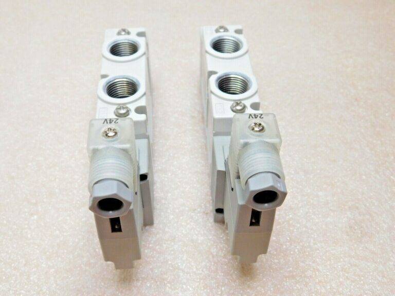SMC 5 Port Rubber Seal Solenoid Valves QTY 2 SY9120-5DZE-03
