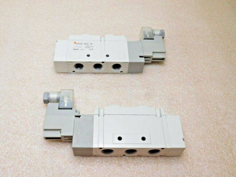 SMC 5 Port Rubber Seal Solenoid Valves QTY 2 SY9120-5DZE-03