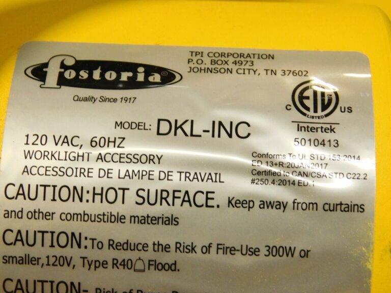 FOSTORIA Yellow Dock Light 60" Arm Length 120V W/O BULB DKL-60VA-A