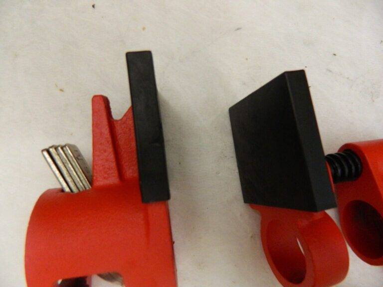 BESSEY set of 2 3/4″ Pipe, 2-3/8″ Throat Depth, Traditional Pipe Clamp PC34-2