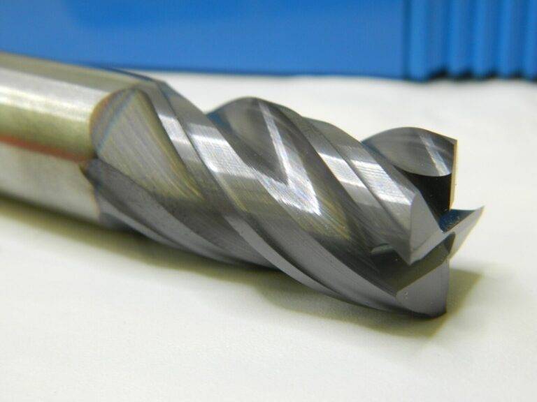 SGS Solid Carbide Square End Mill 0.7087'' Dia, 1.2598'' LOC, 4 Flutes 46372