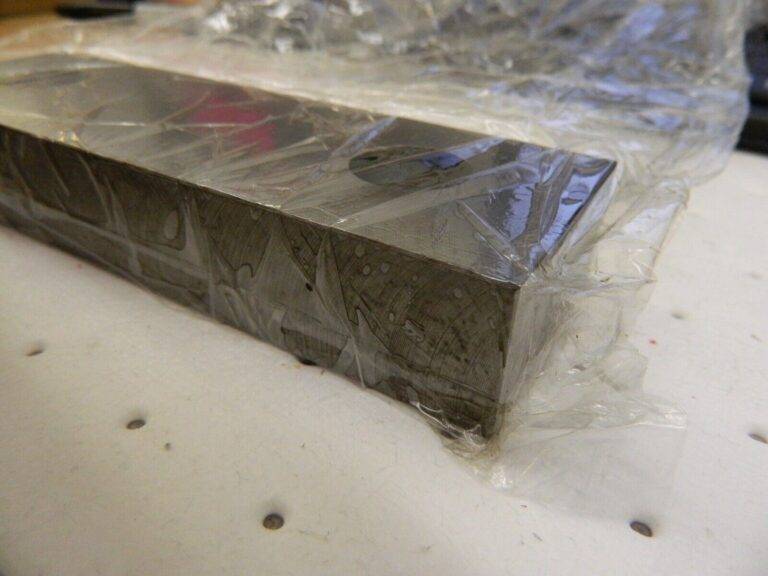 GIBRALTAR Vise Jaw: 6.125″ Wide, 2″ High, 1″ Thick, Flat 428-1066