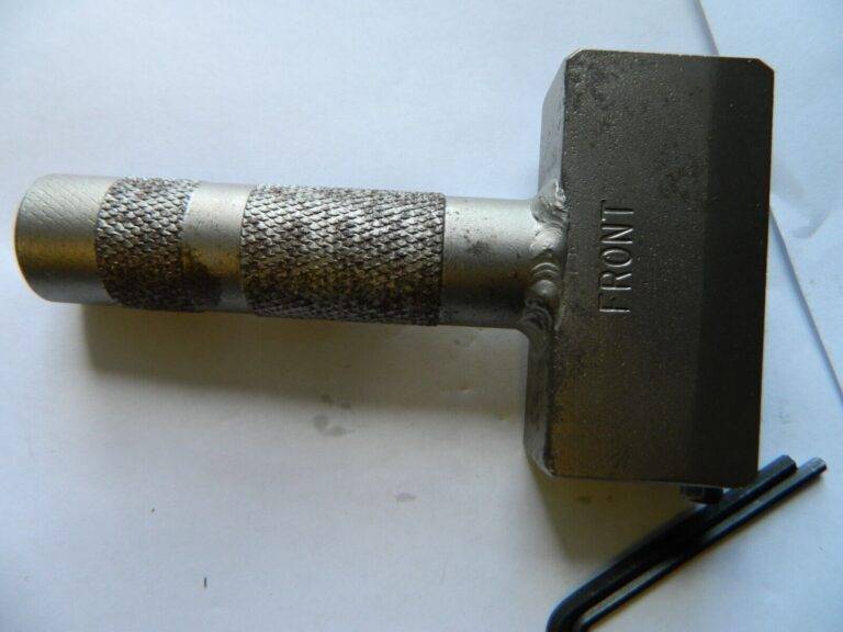 C.H. HANSON 1/4 "Character,Hand Model Holder 27608