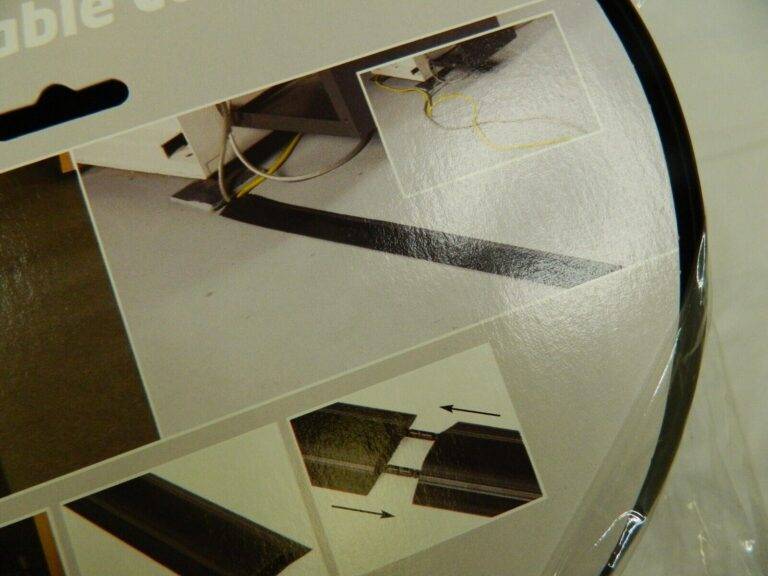 D-LINE Floor Cable Cover: Polyvinylchloride, 1 Channel US/FC83B