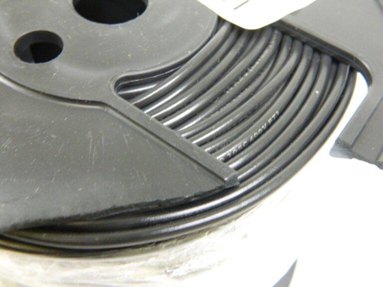 SOUTHWIRE 16 AWG, 26 Strand, Black Machine Tool Wire 500 Ft. Long 411020508