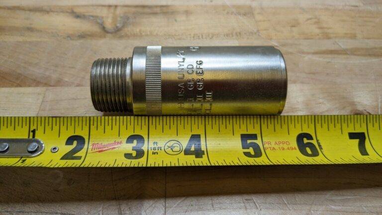 Crouse Hinds UNYL27 Expansion Conduit Union Explosion Proof 3/4" Union