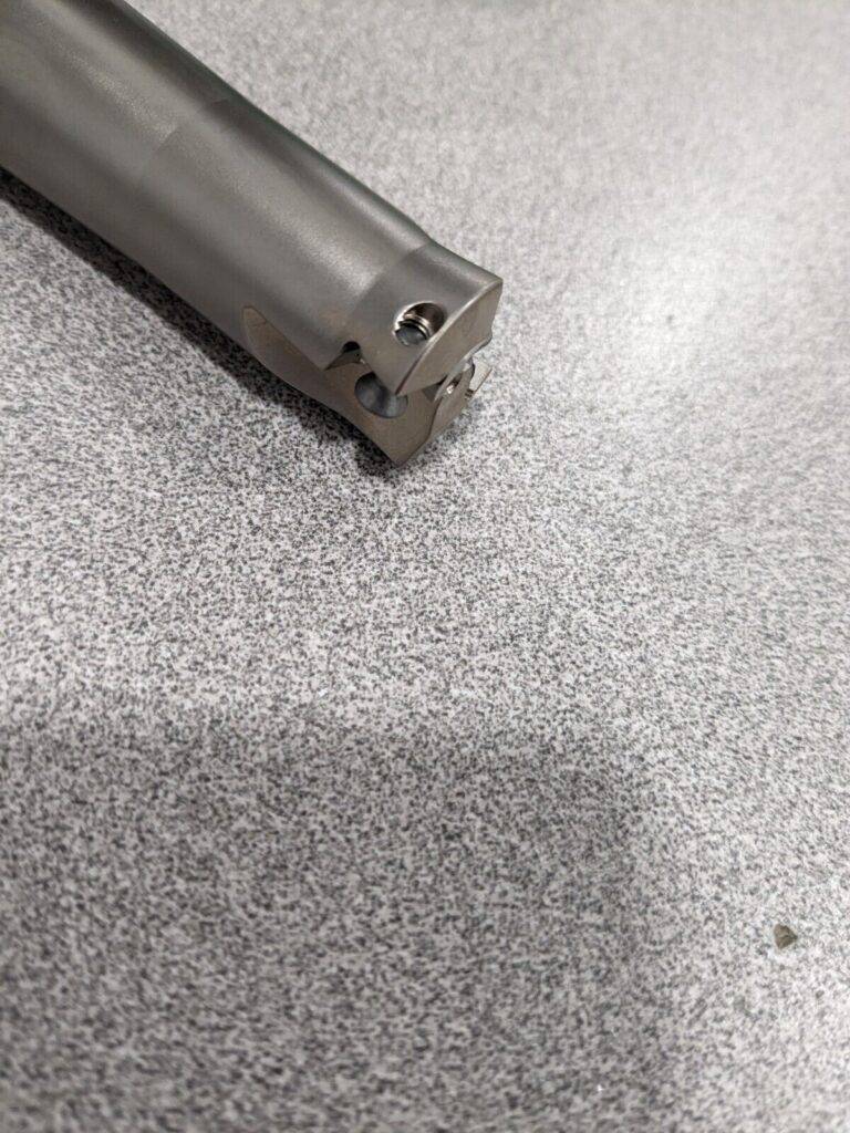 Dapra Mid-Feed End Mill, 1" Dia., 2-Flute. HFEM100-250-R3-2 60300