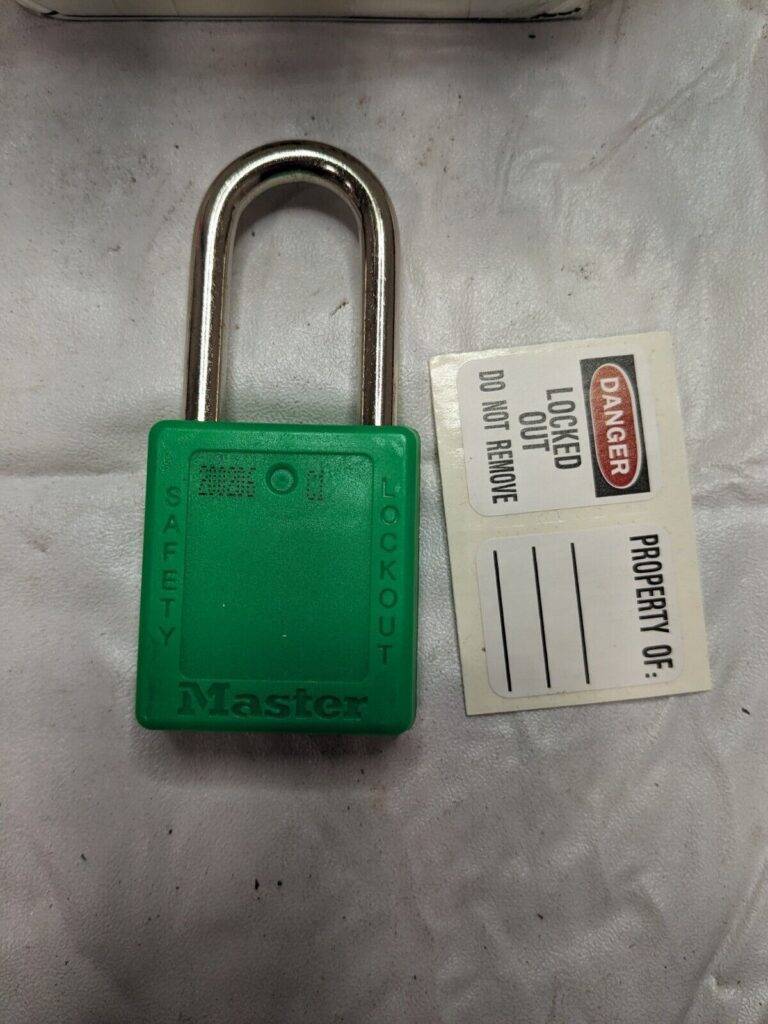 MASTER LOCK Lockout Padlock: Keyed Alike, Thermoplastic Qty 6 410KAS6GRN