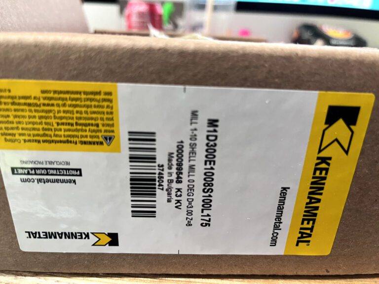 Kennametal 3″ Cut Diam, 1″ Arbor Hole Diam Indexable Square-Shoulder Face mill