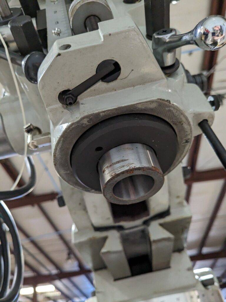 Enco Variable Speed Knee Mill 9 x 49 Table R8 Taper 949-PH3-E Used / No Motor