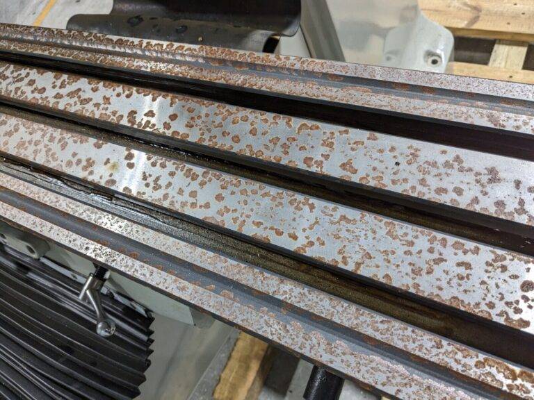 Enco Variable Speed Knee Mill 9 x 49 Table R8 Taper 949-PH3-E Used / No Motor