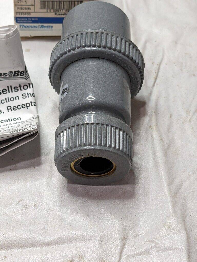 Thomas & Betts Male Connector 15A 250V 2W3P FS/FD 3720U-2