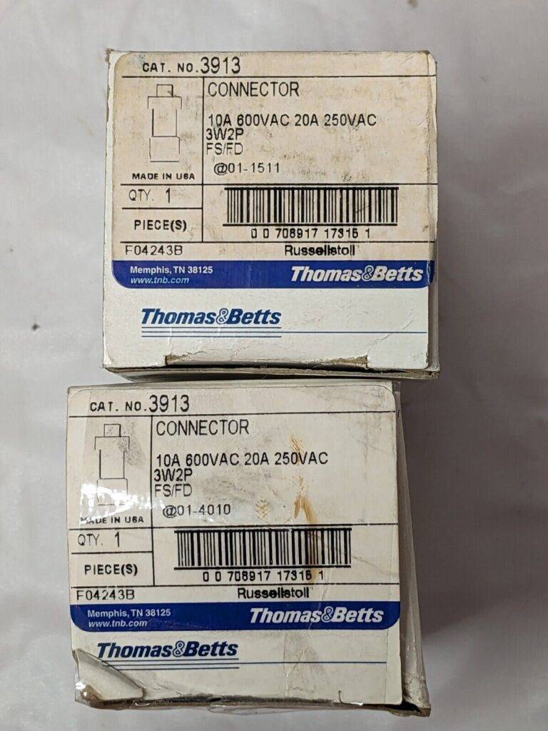 Thomas & Betts FS/FD Metallic Connections Systems 20A 250VAC 3W2P QTY 2 3913