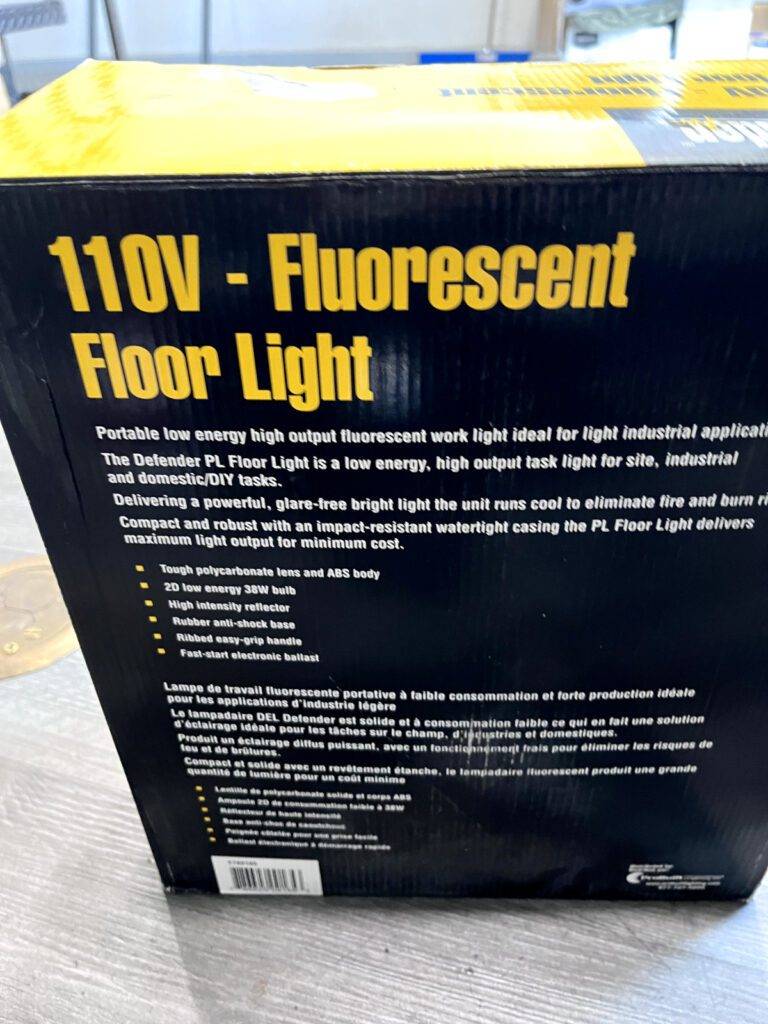 Defender 38 Watt Floor Electric Portable Fluorescent Light E709165